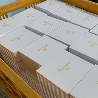 hộp đồng hồ thay thế trắng anbox đựng đồng hồ size: 10.5*0.5*8.5cm