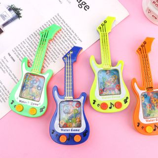 Máy bắn nước hình siêu nhân, cây đàn, đồ chơi trẻ em