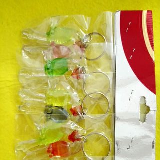 Móc khóa lô 30 cái mix đủ mẫu ngẫu nhiên dễ bán