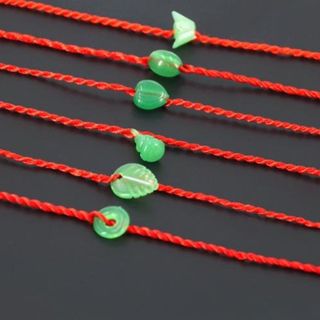 Vòng tay dây đỏ đeo tay kèm mặt đủ mẫu vòng đeo tay