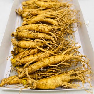 Sâm tươi Hàn Quốc 6 năm tuổi loại 25-30củ/kg (sâm hầm gà)