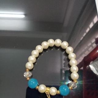 Chuỗi vòng tay phong thủy xinh xắn mẫu y hình có nhiều màu