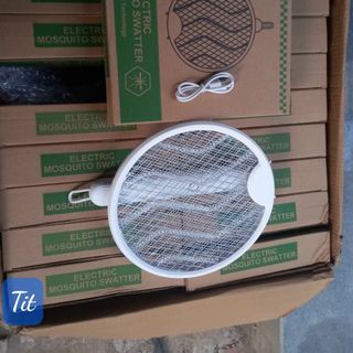 Vợt muỗi gấp gọn.