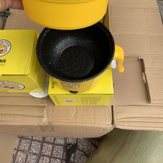 Nồi nấu mì vịt vàng