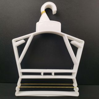 Móc nhựa treo đồ bộ trẻ em 2 tuổi giá sỉ tại hcm.