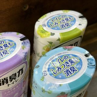 Hộp khử mùi toilet cao cấp Iris 400ml nhập khẩu từ Nhật Bản