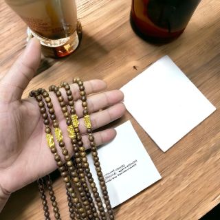 Vòng tay 108 hạt 6li trầm hương mix charm đủ loại ( chuẩn tốc vườn )
