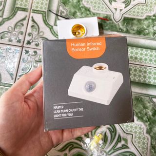 Đế đèn cảm biến đui bóng E27 Sinol tự động Tắt Mở khi có người chuyển động loại TỐT