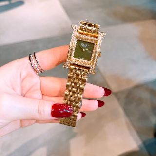 Đồng hồ nữ herrssmess mới