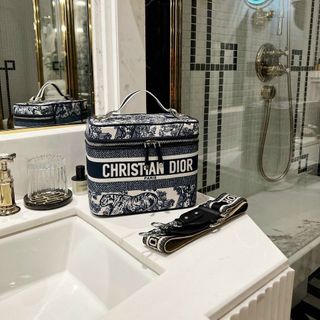 Túi xách quảng châu Cốp Vanity Blue Super Fullbox - 10B2541 (Chuyên sỉ túi xách sll, balo, ví, thắt lưng, túi Laptop)