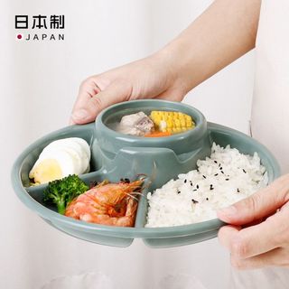 Khay ăn chia 3 ngăn kèm khay để cốc Inomata hình tròn mầu xanh, nhập khẩu từ Nhật Bản