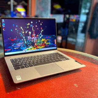 Laptop Lenovo IdeaPad 5G 14Q8X05 (CPU: Snapdragon 8cx, GPU: Adreno 680, 8GB RAM, 512GB SSD, 14" FULL HD IPS 100% sRGB, Window 11 Home) giá sỉ