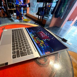 Laptop Lenovo IdeaPad 5G 14Q8X05 (CPU: Snapdragon 8cx, GPU: Adreno 680, 8GB RAM, 512GB SSD, 14" FULL HD IPS 100% sRGB, Window 11 Home)