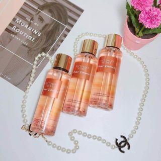 Xịt thơm body victoriaaa