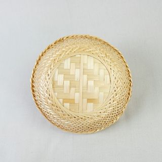 BÁT TRE CÁNH BUỒM