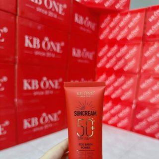 Kem chống nắng kbone