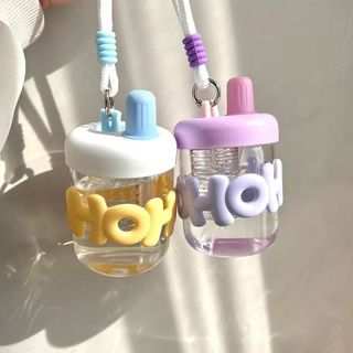 Bình Nước Nhựa Hoho Kèm Quai Xách Chống Trượt (Thùng 120)