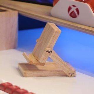 Giá đỡ điện thoại gỗ, kệ điện thoại gỗ xếp gập giá rẻ