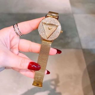 Đồng hồ thời trang mẫu mới về ạ