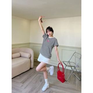 SET PULL SỌC CỔ TRÒN + CHÂN VÁY TRẮNG