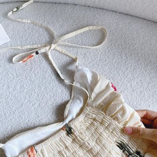 Set Áo Nude Thêu Hoa 2 Dây Cột Vai Rút Ngực Quần Suông Trắng - "hàng mới, free ship mỗi ngày"