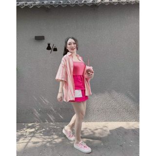 ( SHOP THIẾT KẾ CÓ SIZE VÀ VIDEO CHUẨN) Set 3 món hồng: khoác sơ mi kẻ kèm áo 2 dây + chân váy  tưa túi phối
