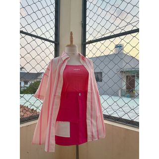 ( SHOP THIẾT KẾ CÓ SIZE VÀ VIDEO CHUẨN) Set 3 món hồng: khoác sơ mi kẻ kèm áo 2 dây + chân váy  tưa túi phối