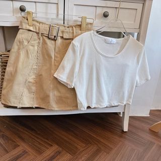Set Áo Pull Trắng Tay Con + Chân Váy Kaki Tua Rua Kèm Belt - "hàng mới mỗi ngày"