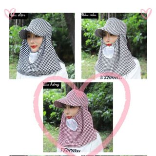 Mũ kẻ kèm khẩu trang chống nắng.
