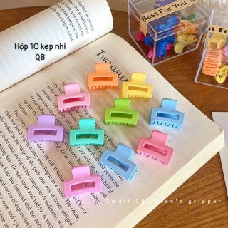 Hộp 10 kẹp tóc nhí.