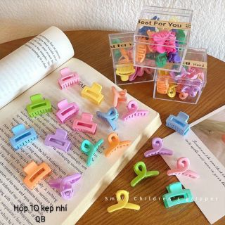 Hộp 10 kẹp tóc nhí.