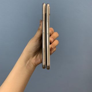 iPhone Xs Max 64GB màu trắng likenew 99% bảo hành 1 đổi 1