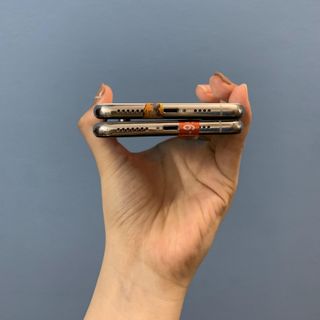 iPhone Xs Max 64GB màu trắng likenew 99% bảo hành 1 đổi 1