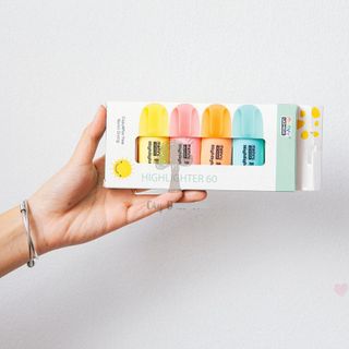 Bút dạ quang Marvy 60