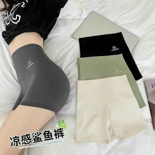 Quần đùi gen bụng máy bay