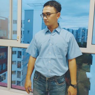 Áo sơ mi trung niên