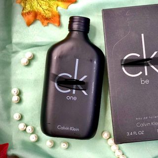 Nước hoa C k hương thơm phân tầng mạnh mẽ