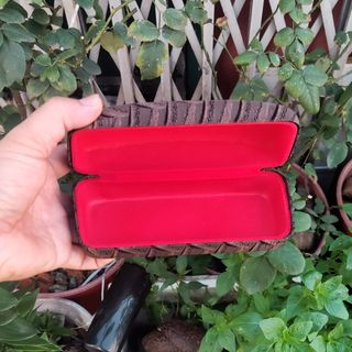 Hộp Đựng Kính Nam Nữ Lót nhung loại tốt