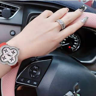 ĐỒNG HỒ NỮ LOUIS VUITON SALE HOT