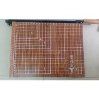 Bàn Cắt Giấy A3 (gỗ)
