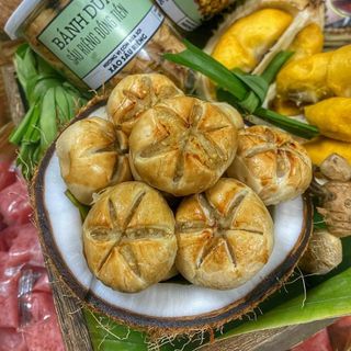 BÁNH DỪA SẦU RIÊNG ĐỒNG TIỀN THƠM NỨC MŨI 300G - WINNIE HOUSE