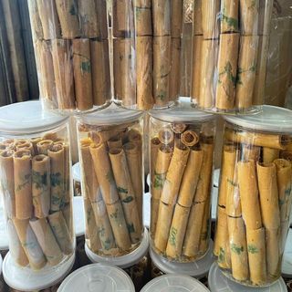 BÁNH ỐNG NGÒ NHÂN BƠ ĐẬU PHỘNG 500G - WINNIE HOUSE