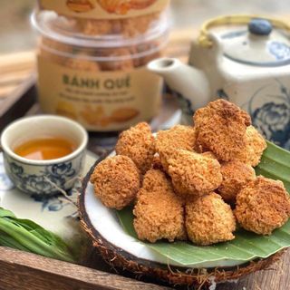 BÁNH BÔNG DỪA SẦU RIÊNG 300G MANG HƯƠNG VỊ NGÀY XƯA - WINNIE HOUSE