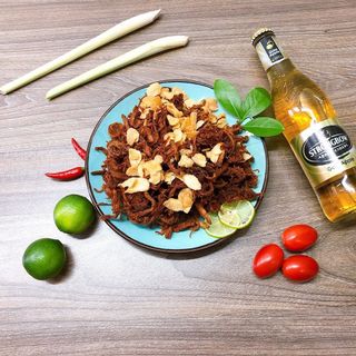 KHÔ HEO CHÁY TỎI BAO NGHIỆN 300G - WINNIE HOUSE