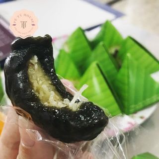 Bánh Ít Lá Gai Hàng Loại 1 - Đặc Sản Bình Định Chính Gốc