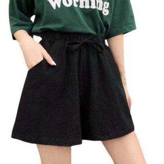 Quần short đũi nữ hàng sẵn sll có 3 size cho khách chọn-Thu