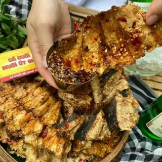 CÁ ĐUỐI GIÒN MUỐT ỚT PHIÊN BẢN MỚI 300GR - WINNIE HOUSE