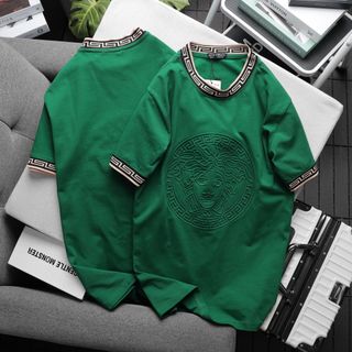 Áo thun cotton 4c nam, áo thun nam cao cấp, chất Cotton 4 chiều xịn, sờ vào là thích. Bo phối logo dập nổi xịn xò - size từ 55kg - 85kg