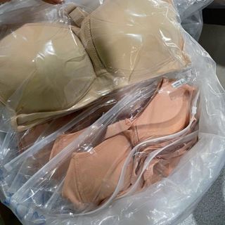 Áo bản to mút mỏng