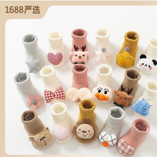 Tất vớ hoạt hình cổ cao cho bé.